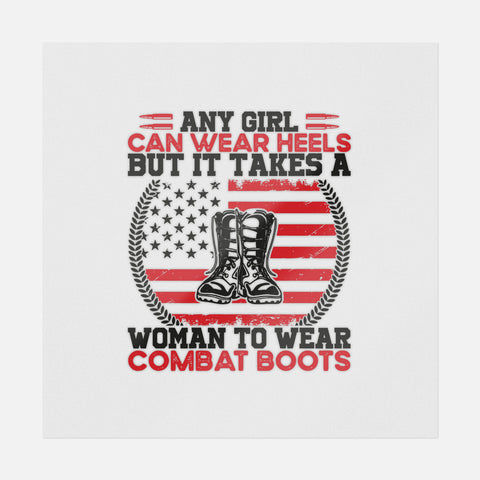 Se necesita una mujer para usar botas de combate.